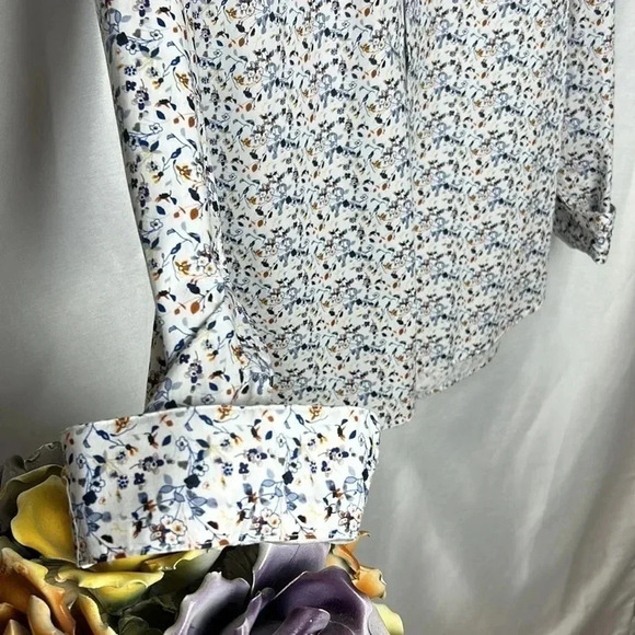 AKA Men shirt,size SM,NWT,slim fit ,100  cotton,career,white,small floral print. - Picture 3 of 16